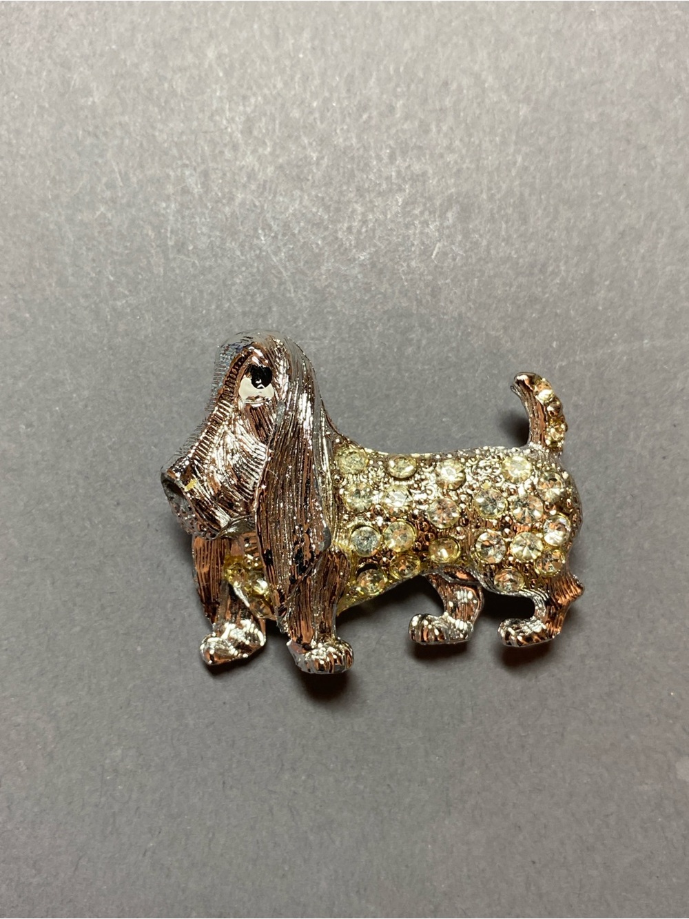 Vintage droopy dog rhinestone pin brooch